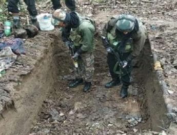 जम्मू-कश्मीर: पुलवामा में आतंकी ठिकाने का भंडाफोड़ 3 Hello Uttarakhand News »