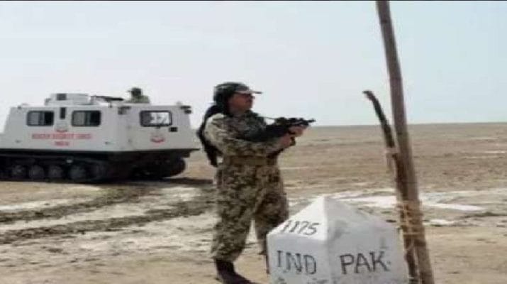 भारत-पाक बॉर्डर : राजस्थान सीमा पर सेना ने संभाला मोर्चा, 6 एयरबेस सक्रिय, टैंक भी तैनात 1 भारत-पाक बॉर्डर : राजस्थान सीमा पर सेना ने संभाला मोर्चा, 6 एयरबेस सक्रिय, टैंक भी तैनात 1 Hello Uttarakhand News »