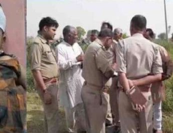 मां का बेरहमी से कत्ल, फिर डाल दिया तेजाब, पास बैठी मासूम बच्ची रोती रही 2 Hello Uttarakhand News »