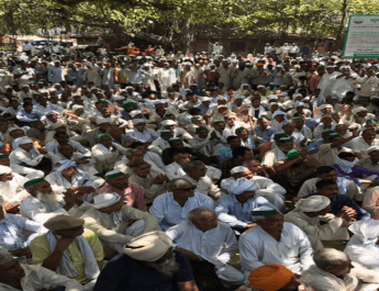 बैरिकेडिंग तोड़ कलेक्ट्रेट ऑफिस में घुसाया किसानों ने ट्रैक्टर 2 Hello Uttarakhand News »