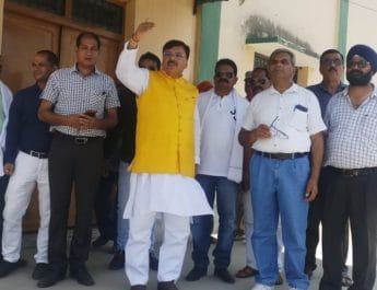 पेयजल की समस्या से जनता परेशान, विभाग मौन 4 Hello Uttarakhand News »