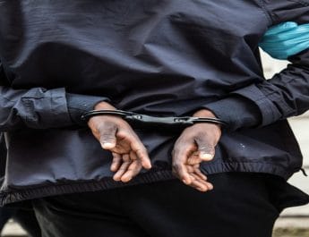 इंडो-नेपाल बॉर्डर से भाग रहे इजराइली युवक को एसएसबी और इमीग्रेशन ने पकड़ा 2 Hello Uttarakhand News »