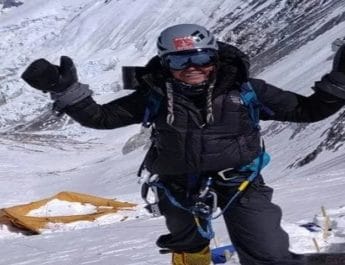 उत्तराखंड की बेटी शीतल ने फतह किया एवरेस्ट, पहले बना चुकी विश्व रिकार्ड 2 Hello Uttarakhand News »