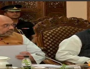 दो दिवसीय दौरे पर जम्मू-कश्मीर पहुंचे अमित शाह, राज्यपाल के साथ बैठक की, कल करेंगे बाबा अमरनाथ के दर्शन 1 Hello Uttarakhand News »