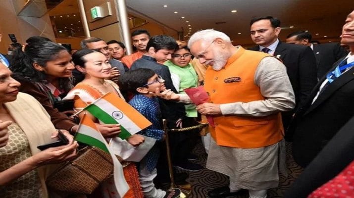 जी-20 सम्मेलन: ओसाका पहुंचे पीएम मोदी, गर्मजोशी से स्वागत 1 जी-20 सम्मेलन: ओसाका पहुंचे पीएम मोदी, गर्मजोशी से स्वागत 1 Hello Uttarakhand News »