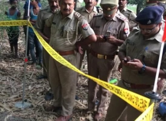 हैवानियत की हदे पार, 12 साल की मासूम की दुष्कर्म के बाद हत्या, झाड़ियों में मिला शव 1 Hello Uttarakhand News »