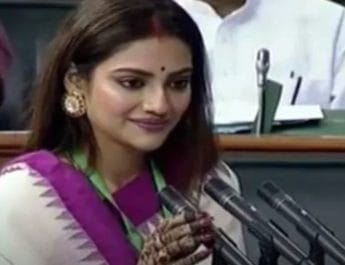 लोकसभा में माथे पर सिंदूर,हाथों में मेहंदी लगाकर शपथ लेने पहुँची नुसरत जहां 5 Hello Uttarakhand News »