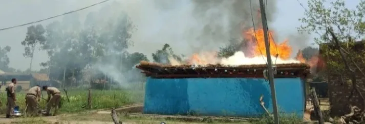 हरिद्वार में चाकू घोंपकर युवक की हत्या,पुलिस की मौजूदगी में घर में लगी आग,तनाव 1 Hello Uttarakhand News »