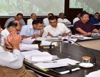 सीएम त्रिवेंद्र रावत ने दिए समय से घोषणाएं पूरी करने के निर्देश, लापरवाही पर तय की अधिकारियों की जवाबदेही 3 Hello Uttarakhand News »