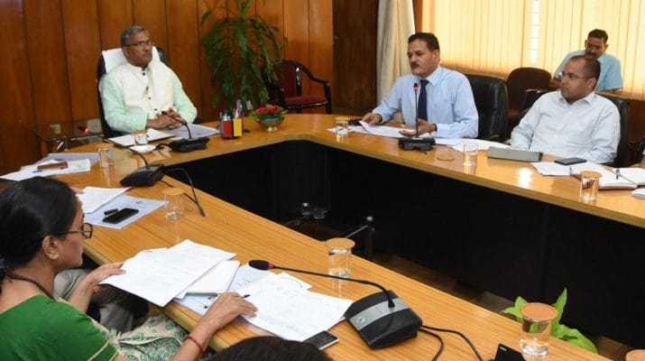 उत्तराखंड: 32 विभागों के 18 हजार पद रिक्त, इतने पदों पर होगी भर्ती.. 1 Hello Uttarakhand News »