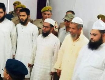 चार विदेशी नागरिक, मदरसा संचालक समेत सात गिरफ्तार, वीजा खत्म होने के बाद मदरसे में दी थी शरण 2 Hello Uttarakhand News »