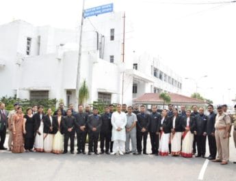 देहरादून: प्रशिक्षु सहायक अभियोजन अधिकारियों ने की विधानसभा अध्यक्ष से इन विषयों पर वार्ता 4 Hello Uttarakhand News »