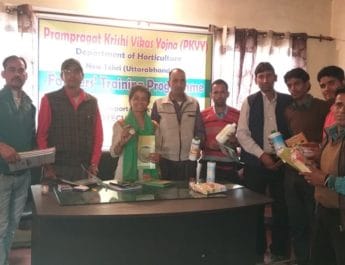 धनोल्टी में ग्रामीणों को जैविक खेती के लिए किया गया जागरूक 3 Hello Uttarakhand News »