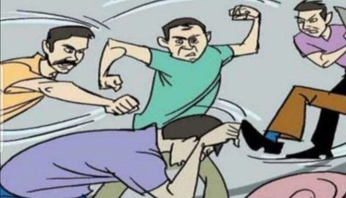 देहरादून में युवको ने देर रात फौजी को पीटा, मुकदमा दर्ज 1 देहरादून में युवको ने देर रात फौजी को पीटा, मुकदमा दर्ज 1 Hello Uttarakhand News »