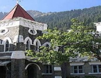 उत्तराखंड: हाईकोर्ट ने सभी पूर्व मुख्मंत्रियों को थमाया नोटिस, कहा... 3 Hello Uttarakhand News »