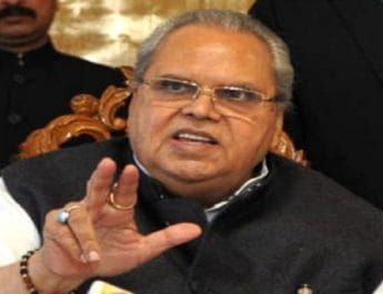 कश्मीर में 35-ए की अटकलों को राज्यपाल मलिक ने किया खारिज, कहा अफवाहों पर ना दें ध्यान 4 Hello Uttarakhand News »