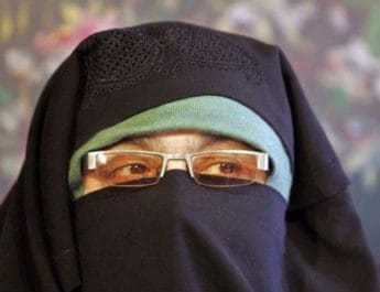 जम्मू-कश्मीर में NIA की बड़ी कार्यवाही, अलगाववादी आसिया अंद्राबी का घर सील 4 Hello Uttarakhand News »