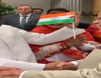 मोदी के स्वागत पर बौखला उठा पाक , इमरान के मंत्री का उड़ा मजाक, जानें पूरी खबर 2 Hello Uttarakhand News »