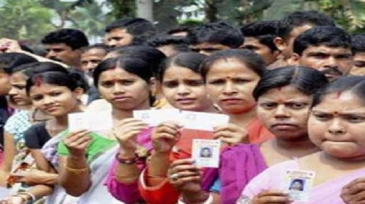 गृह मंत्रालय ने जारी की NRC की फाइनल लिस्ट, 19 लाख लोग बाहर, 3.11 करोड़ लोगों के नाम शामिल, 1 Hello Uttarakhand News &raquo;