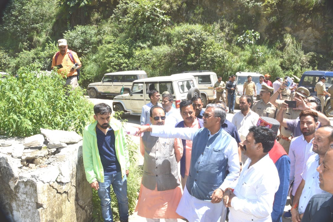 उत्तराखंड: पीड़ितों को हरसंभव मदद देगी सरकार- त्रिवेंद्र सिंह रावत 2 Hello Uttarakhand News »