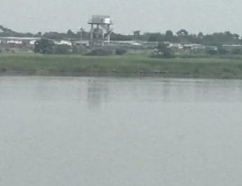 नदी में फूल तोड़ने गए 5 युवक, पानी में डूबने से एक की मौत, 2 Hello Uttarakhand News »