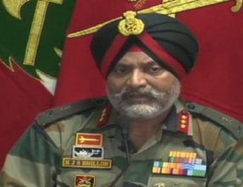 जम्मू और कश्मीर: श्रीनगर में चिनार कॉर्प्स कमांडर लेफ्टिनेंट जनरल के जे एस ढिल्लन और जम्मू-कश्मीर के डीजीपी दिलबाग सिंह द्वारा संयुक्त प्रेस कॉन्फ्रेंस 4 Hello Uttarakhand News »