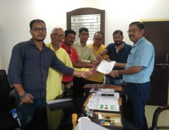 उत्तराखंड वेब एसोसिएशन ने पत्रकारों के हितों में उठाई आवाज़, स्वास्थ्य विभाग को सौपा ज्ञापन 3 Hello Uttarakhand News »