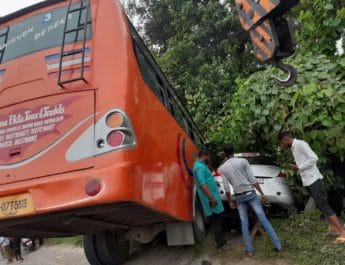 देहरादून: ट्रक और कार की भीषण भिड़त, दो गम्भीर घायल 3 Hello Uttarakhand News »