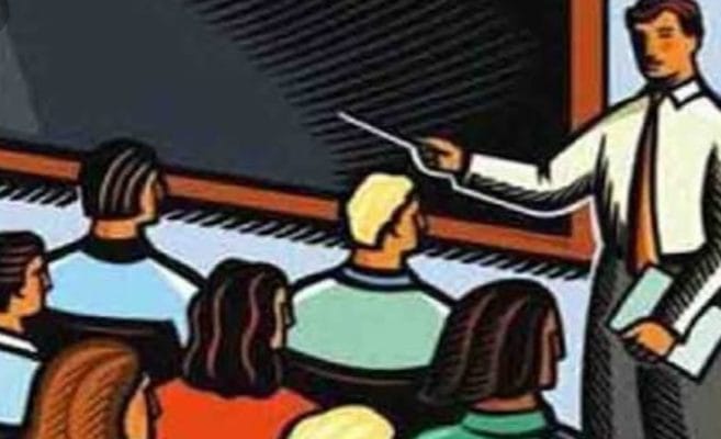 उत्तराखंड: पति पत्नी का विवाद शिक्षक को पड़ा भारी, पत्नी ने एसआईटी से की शिकायत 1 Hello Uttarakhand News »