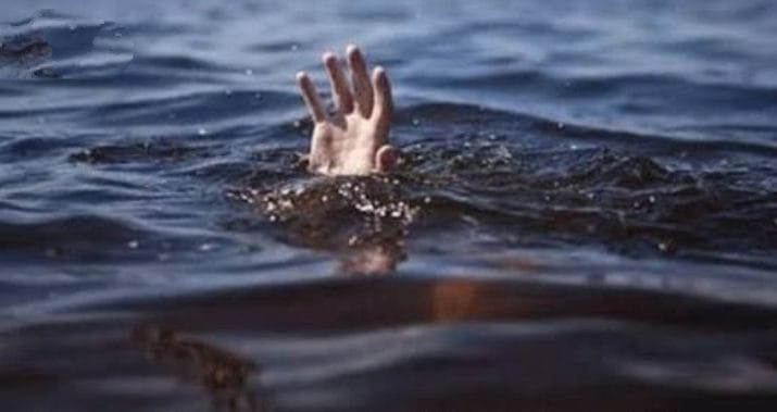 देहरादून: हंसी- खुशी पिकनिक मनाने गया युवक नदी में बहा, जवान बेटे की मौत से परिजनों में कोहराम 1 देहरादून: हंसी- खुशी पिकनिक मनाने गया युवक नदी में बहा, जवान बेटे की मौत से परिजनों में कोहराम 1 Hello Uttarakhand News »