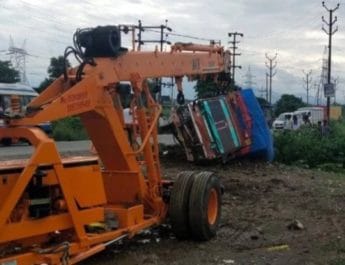 दर्दनाक: देहरादून में ट्रक और बाइक की जबरदस्त भिड़त, महिला सहित दो की मौत 4 Hello Uttarakhand News »