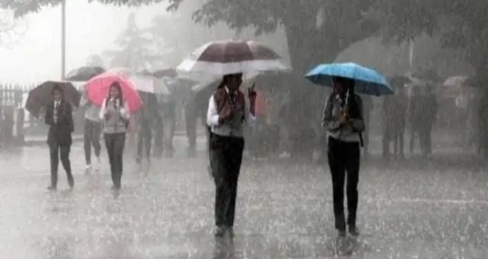 देहरादून में भारी बारिश का अलर्ट, बंद रहेंगे स्कूल और आंगनवाड़ी केंद्र 1 Hello Uttarakhand News »