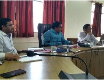 डॉ0 धन सिंह रावत ने पौड़ी में ली शिक्षा विभाग की बैठक, दिए यह निर्देश 4 Hello Uttarakhand News »