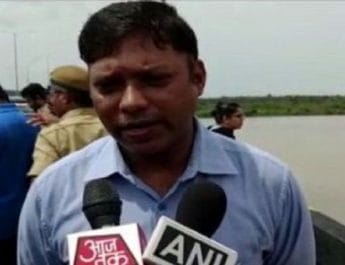 लोकतंत्र पर खतरा बताकर एक और आईएएस का इस्तीफा, कहा- इस माहौल में सिविल सर्विस में रहना अनैतिक 3 Hello Uttarakhand News »