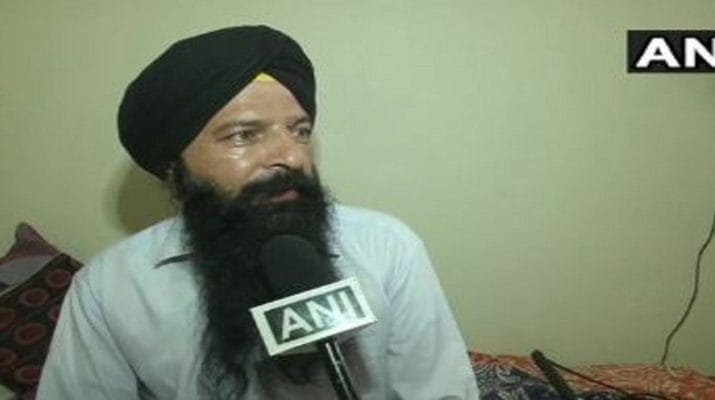 पाकिस्तान: इमरान खान की पार्टी के नेता ने मांगी भारत से शरण, परिवार सहित पहुंचे पंजाब 1 Hello Uttarakhand News »