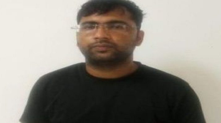 मोदी सरकार के दुबारा आने पर लेपटॉप बाँटने वाला फर्जी वेवसाइट संचालक गिफ्तार 1 मोदी सरकार के दुबारा आने पर लेपटॉप बाँटने वाला फर्जी वेवसाइट संचालक गिफ्तार 1 Hello Uttarakhand News »