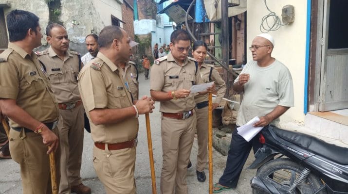 देहरादून: अवैध मीट की दुकानो को पुलिस ने किया बन्द 1 Hello Uttarakhand News »