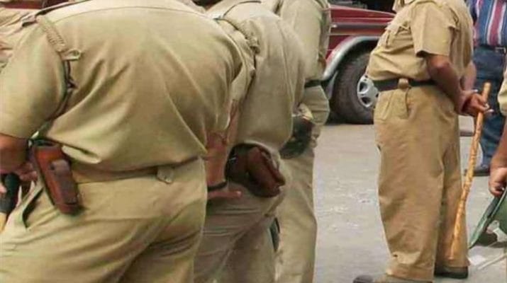 पूर्व वायुसेनाकर्मी ने "मोदी जी" मेरे बेटे का ख्याल रखना लिखकर लगाई फांसी 1 Hello Uttarakhand News »