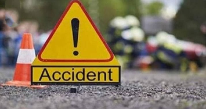 उत्तरकाशी में दर्दनाक हादसा,खाई में गिरा ट्रक, एक की मौत,2 लोग गंभीर घायल 1 Hello Uttarakhand News »