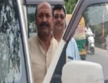 जेल में बंद चिन्मयानंद से भाजपा के पूर्व विधायक व पूर्व एमएलसी मिले, कहा उनकी तबीयत ठीक नहीं 4 Hello Uttarakhand News »