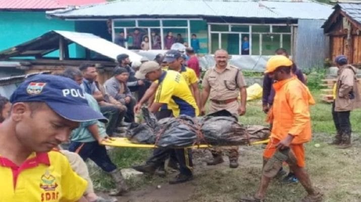 उत्तरकाशी आपदा: एक और युवक का शव बरामद, बढ़ी मृतकों की संख्या, अब भी कई लापता 1 Hello Uttarakhand News »