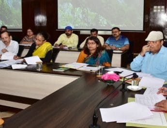 उत्तराखण्ड को पूर्ण साक्षर बनाने के लिए चलेगा विशेष अभियान: सीएम त्रिवेंद्र रावत 3 Hello Uttarakhand News »