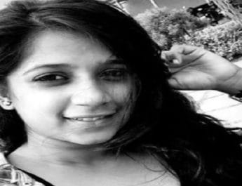 तमिलनाडु: 23 साल की लड़की पर गिरा 'अवैध' बैनर, फिर टैंकर से टकराई, मौत 2 Hello Uttarakhand News »