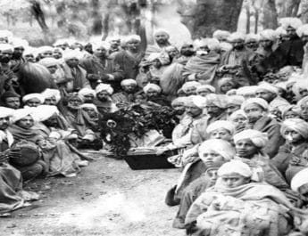 कश्मीरी पंडितों ने मनाया 'बलिदान दिवस', भाजपा प्रमुख बोले- मोदी सरकार कश्मीर में पंडितों की वापसी के लिए प्रतिबद्ध 2 Hello Uttarakhand News »