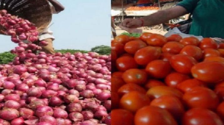 प्याज के बाद अब टमाटर की कीमत भी छू रही आसमान, कीमतें 70 फीसदी तक बढ़ीं 1 प्याज के बाद अब टमाटर की कीमत भी छू रही आसमान, कीमतें 70 फीसदी तक बढ़ीं 1 Hello Uttarakhand News »
