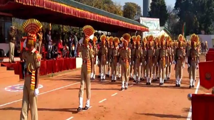 SSB पासिंग आउट परेड: देश को मिले 82 आरक्षी, 36 महिलाएं भी शामिल 1 Hello Uttarakhand News »