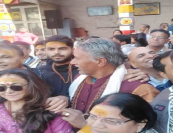 अम्बानी परिवार ने किये बदरी-केदारनाथ धाम के दर्शन  2 Hello Uttarakhand News »