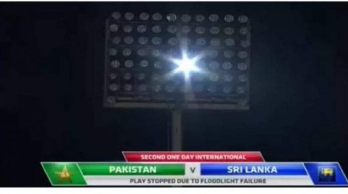 पाकिस्तान-श्रीलंका मैच के दौरान कटी बिजली, यूजर बोले- लगता है पाकिस्तान गली क्रिकेट होस्ट कर रहा 1 पाकिस्तान-श्रीलंका मैच के दौरान कटी बिजली, यूजर बोले- लगता है पाकिस्तान गली क्रिकेट होस्ट कर रहा 1 Hello Uttarakhand News »