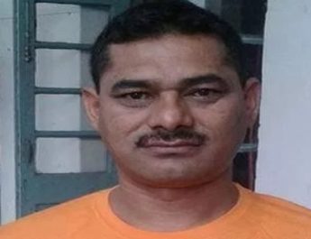 उत्तराखंड: शहीद भूपेंद्र को सैन्य सम्मान के साथ दी गई अंतिम विदाई, भतीजे ने दी मुखाग्नि 4 Hello Uttarakhand News »