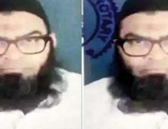 'फ्रेंच किस' करते वक़्त पति ने काटी पत्नी की जीभ, बताई अजीबोगरीब वजह... 2 Hello Uttarakhand News »